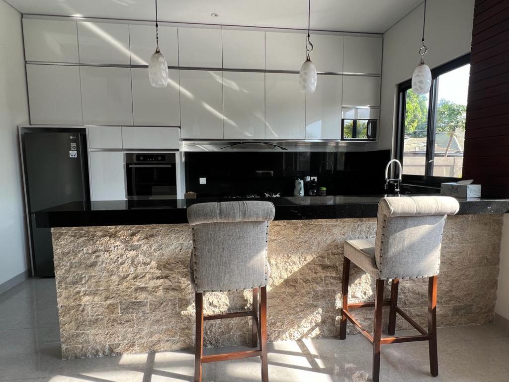 Villa Niang Ando Labuan Bajo Exteriör bild