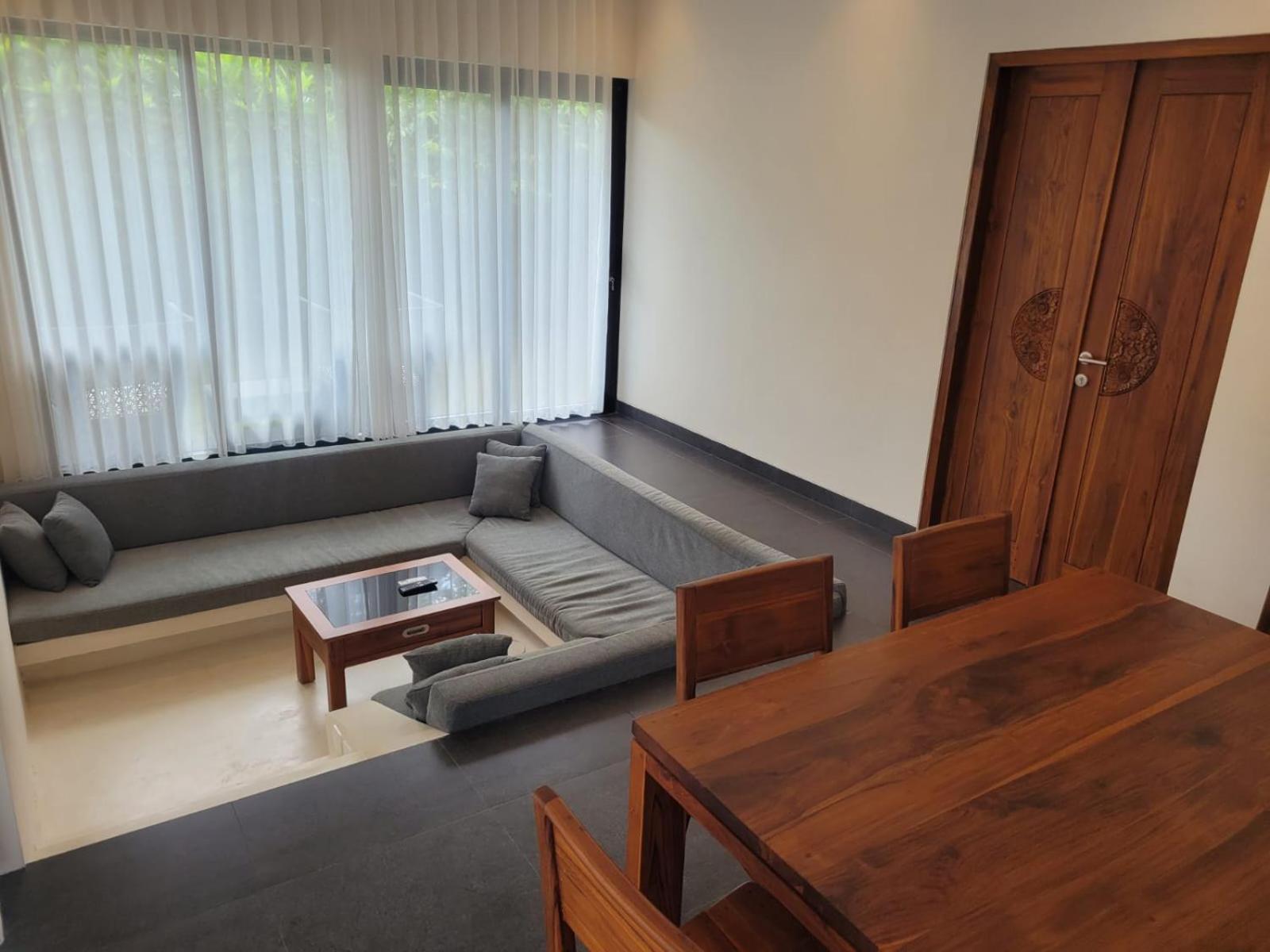 Villa Niang Ando Labuan Bajo Exteriör bild